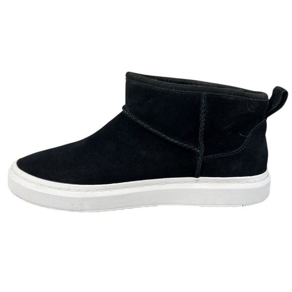 UGG Women’s Alameda Black Mini Slip On Sneaker Boot Size US 7.5 - Picture 2 of 11